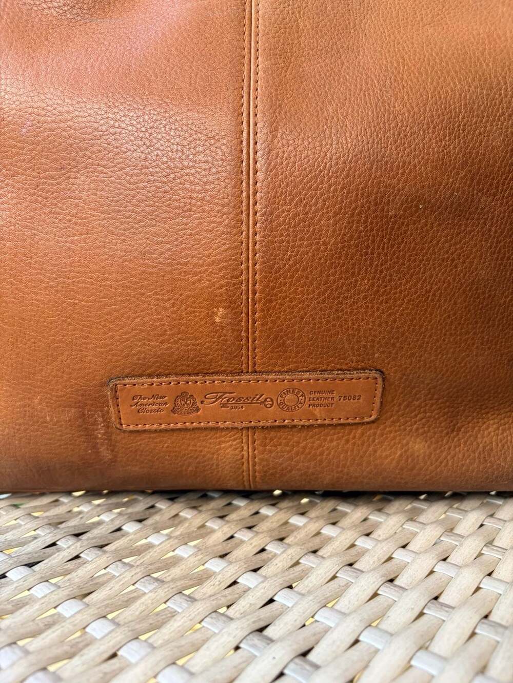Fossil Vintage Genuine Leather Shoulder Hobo Bag 75082 with Key Charm - Picture 5 of 10